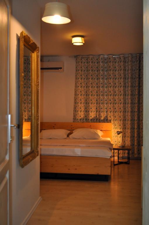 Apartments Rux De Luxe バール エクステリア 写真