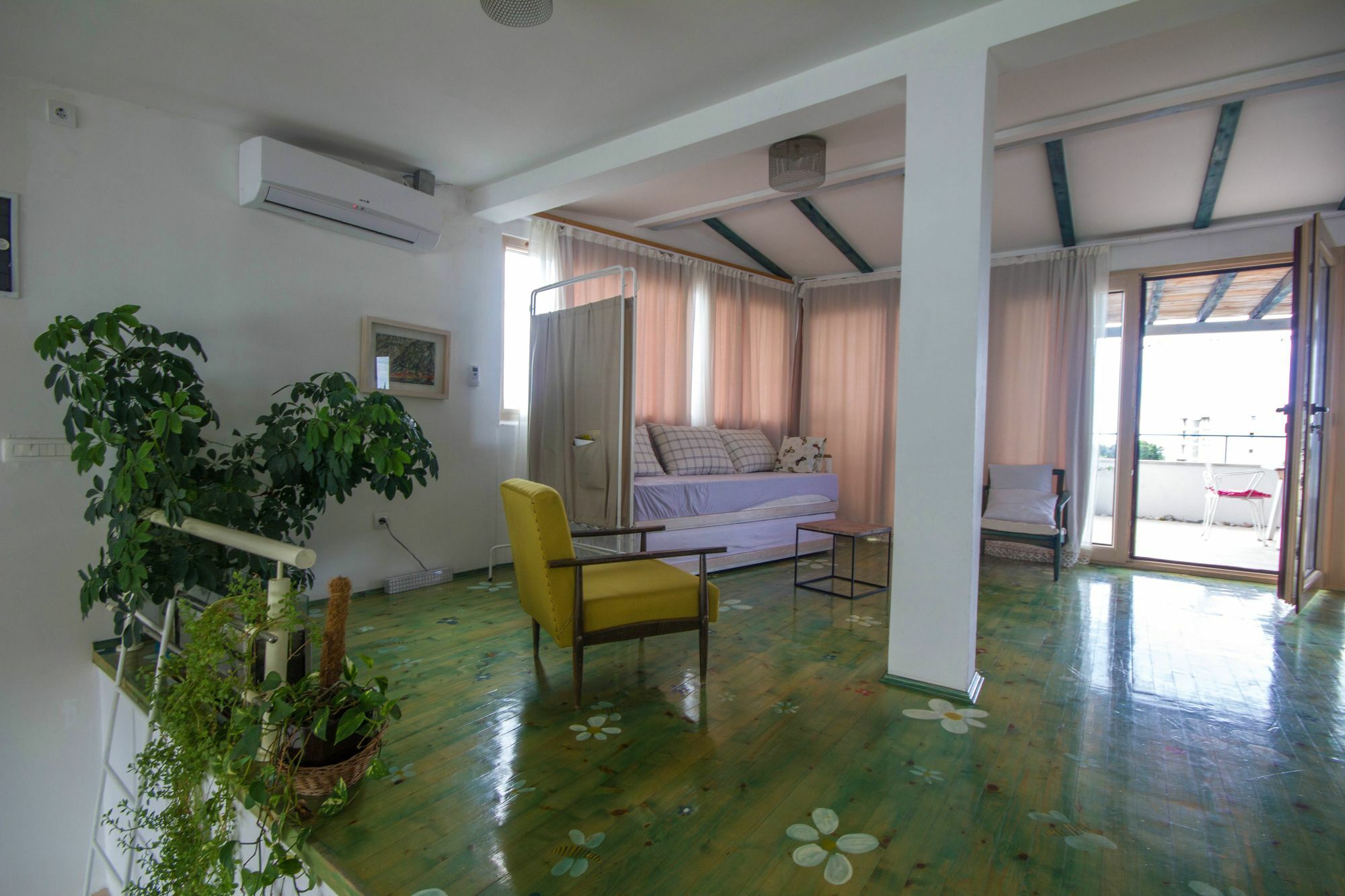 Apartments Rux De Luxe バール エクステリア 写真